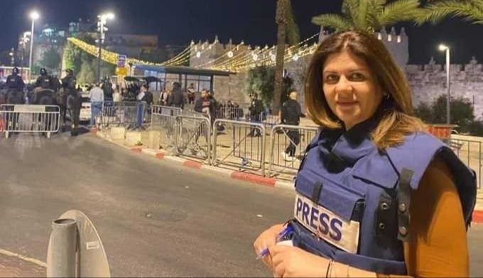 استشهاد الصحفية الفلسطينية شيرين أبو عقلة برصاص قناص إسرائيلي.. وإدانات عربية ودولية واسعة