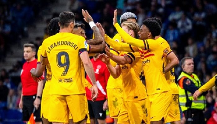 الدوري الإسباني: برشلونة يفوز على إسبانيول ويضمن اللقب (27)