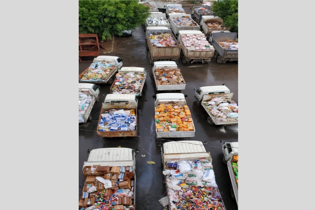 إتلاف 150 طنًا من المواد الغذائية الفاسدة والمنتهية الصلاحية بأمانة العاصمة صنعاء