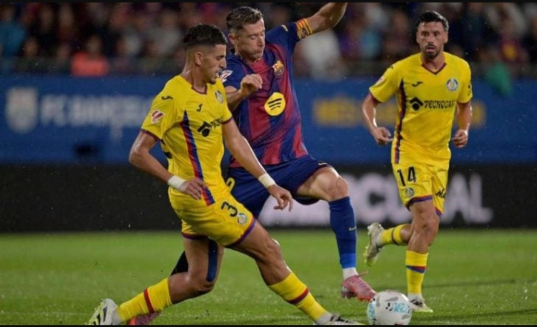 برشلونة يكتسح خيتافي بثلاثية نظيفة ويواصل مطاردة ريال مدريد